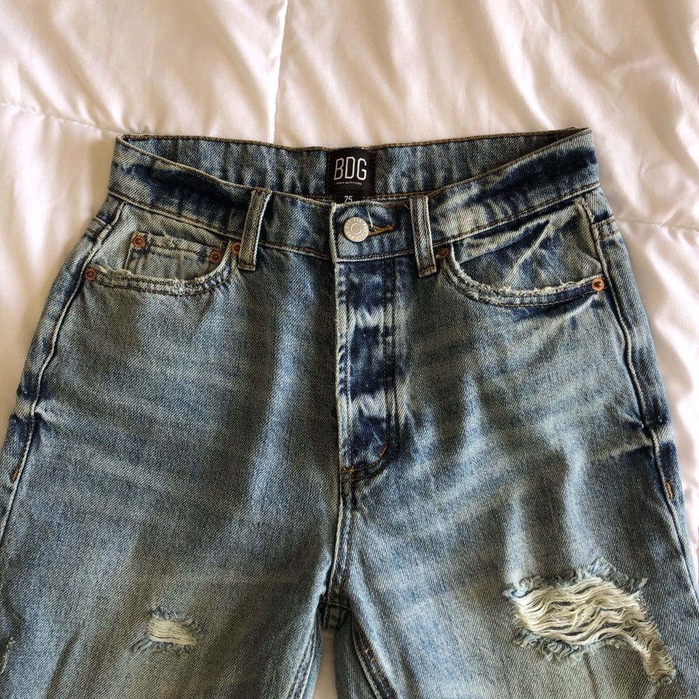 BDG NWOT High-Rise Mom Jeans